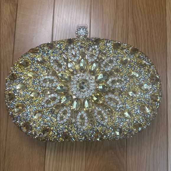 Ramla Gold Hand Made Evening Bag NEW - Picture 4 of 6